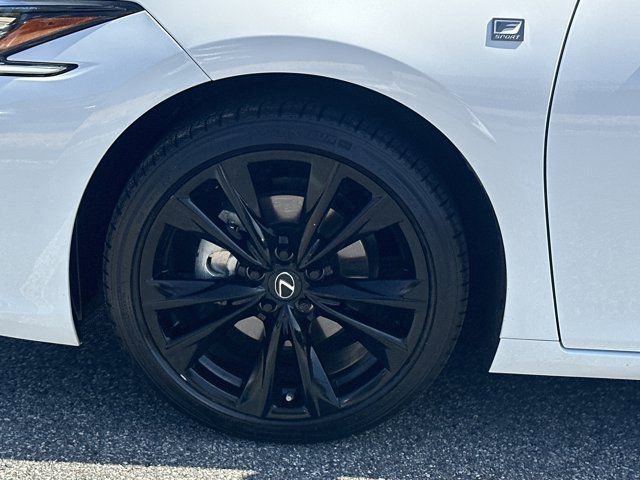 2024 Lexus ES 300h F Sport