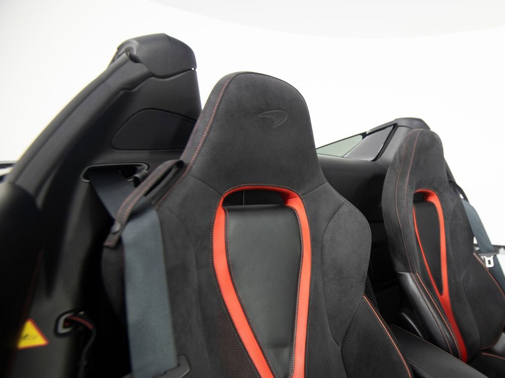 Used 2020 McLaren 720S Performance photo 39