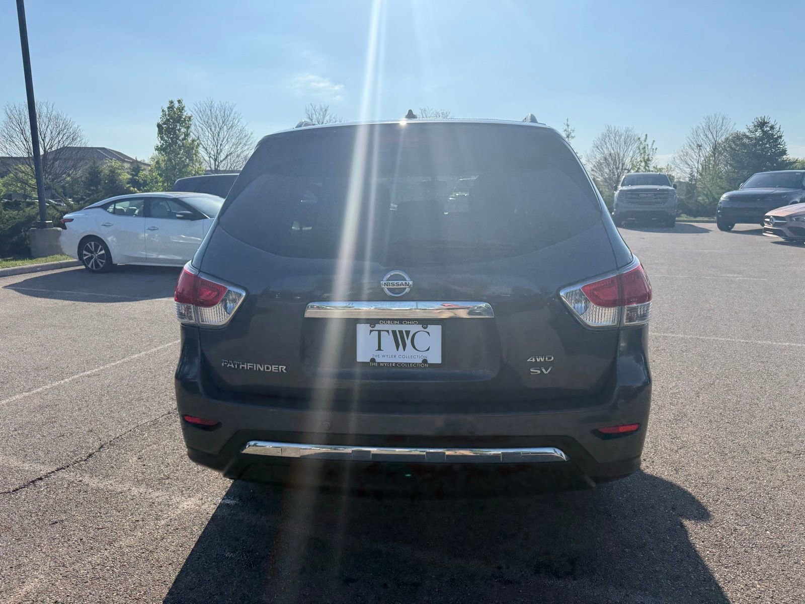 2014 Nissan Pathfinder SV