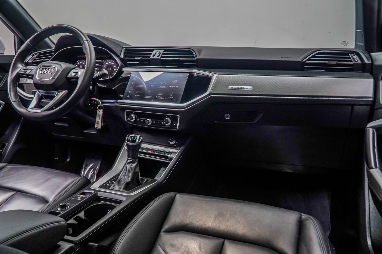 2025 Audi Q3 2.0T Premium