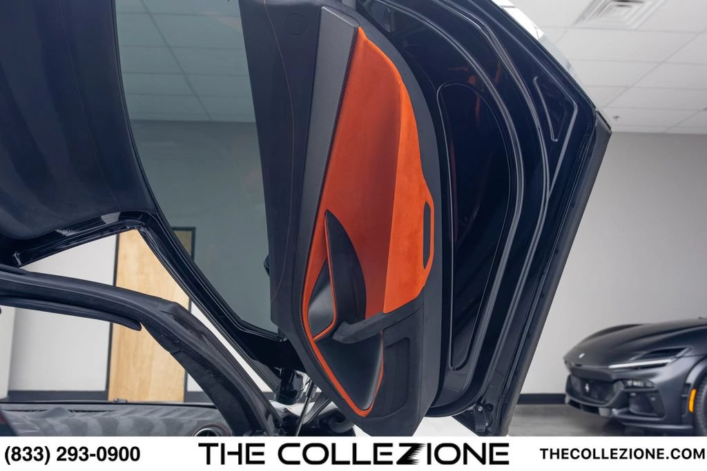 Used 2021 McLaren 765LT photo 98