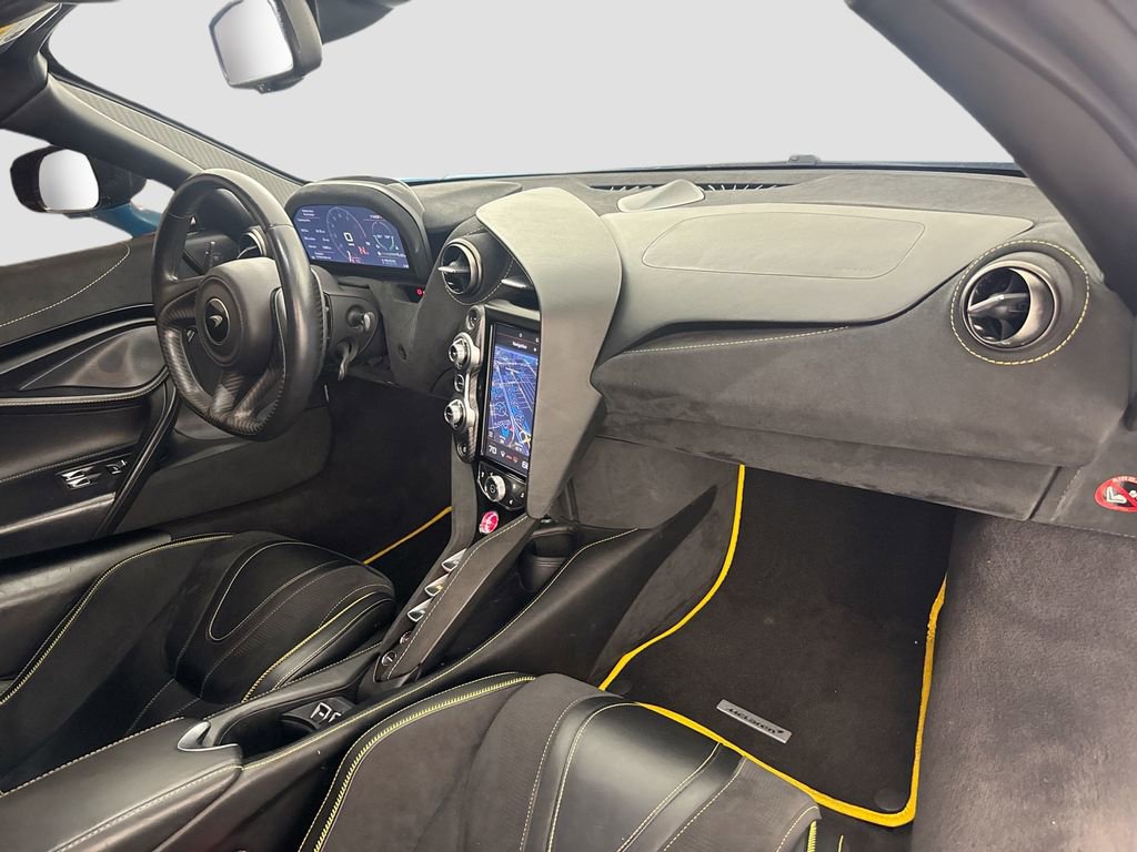 Used 2020 McLaren 720S Spider photo 30