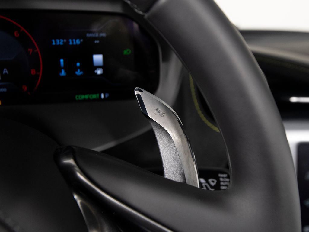 Used 2024 McLaren 750S Spider photo 19