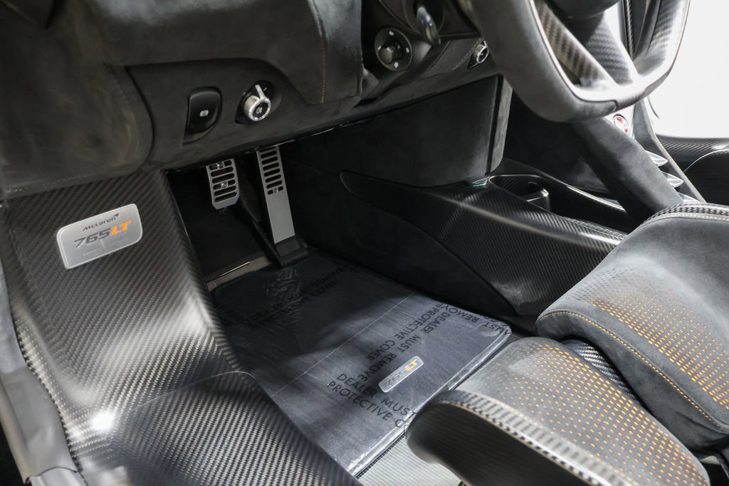 Used 2022 McLaren 765LT photo 56