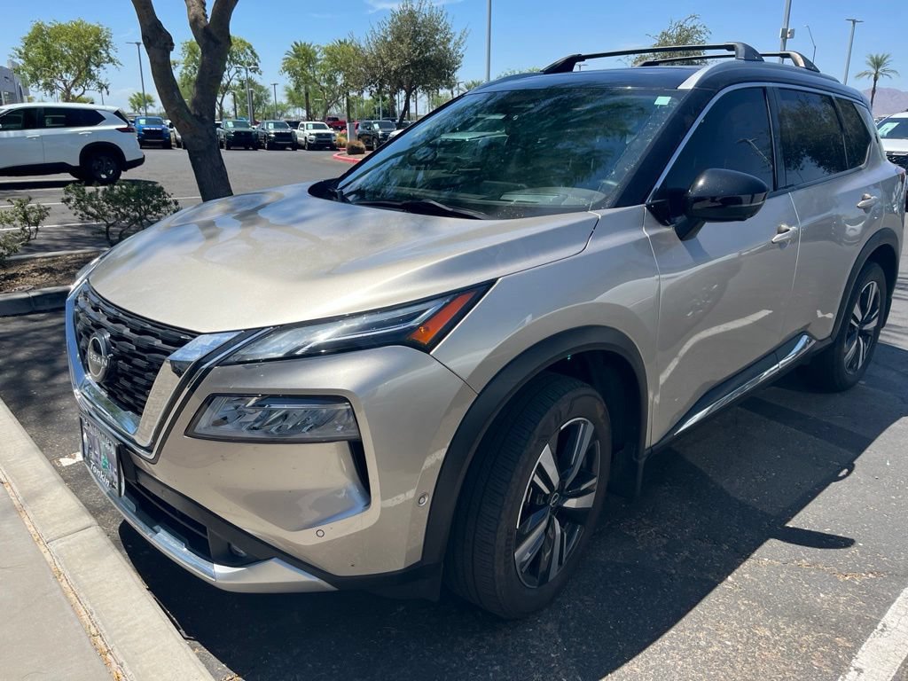 Certified 2022 Nissan Rogue Platinum w/ Head-Up Display Package