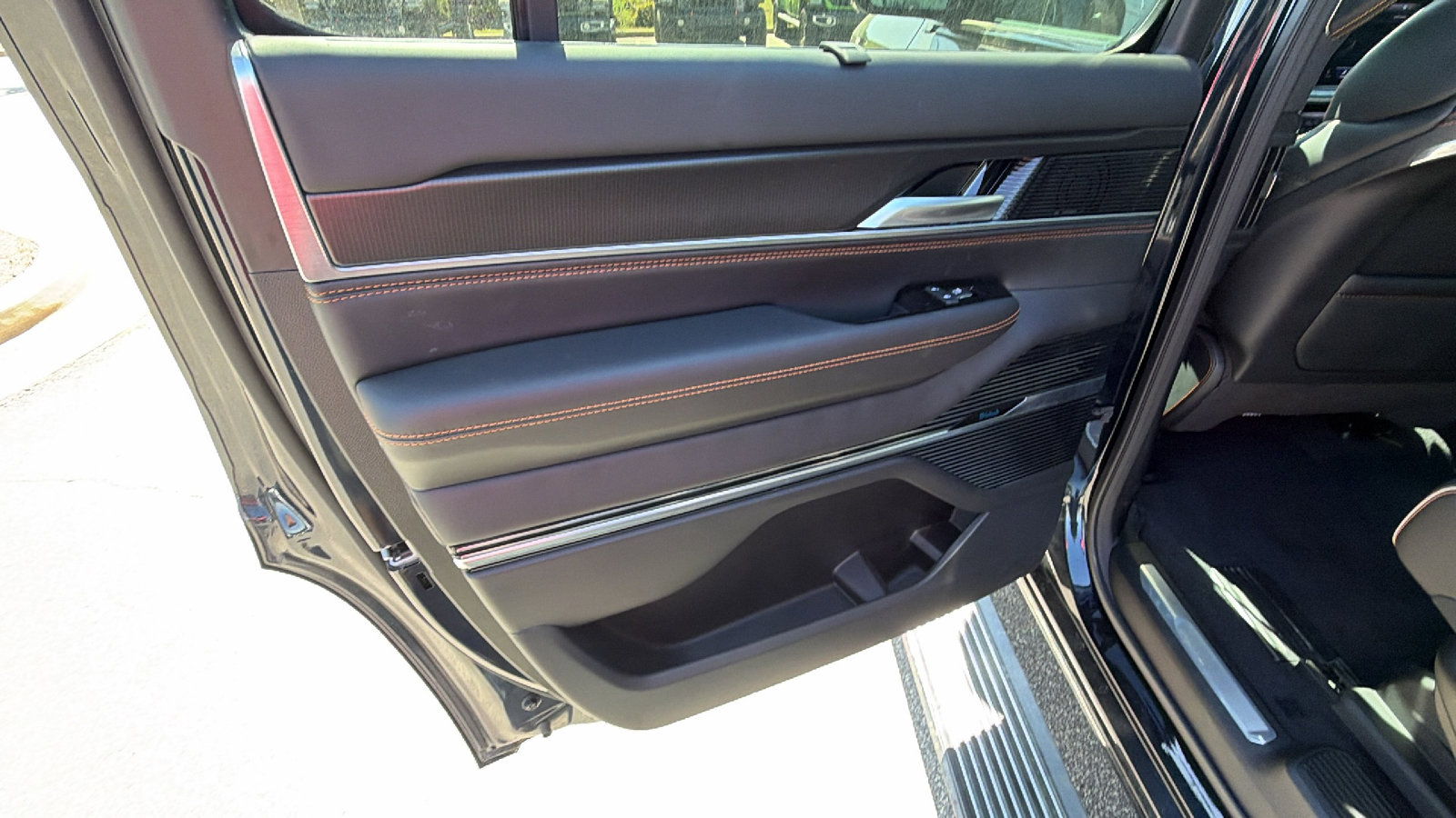 2025 Jeep Grand Wagoneer Series III