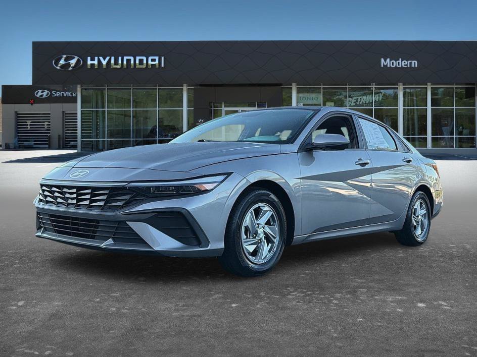 Certified 2024 Hyundai Elantra SE