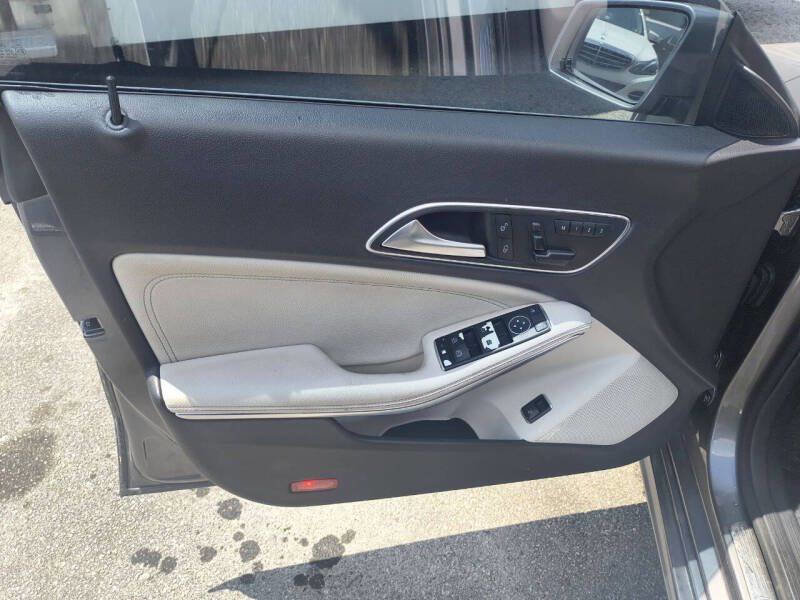 2015 Mercedes-Benz CLA 250