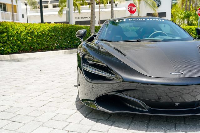 Used 2018 McLaren 720S Performance photo 6