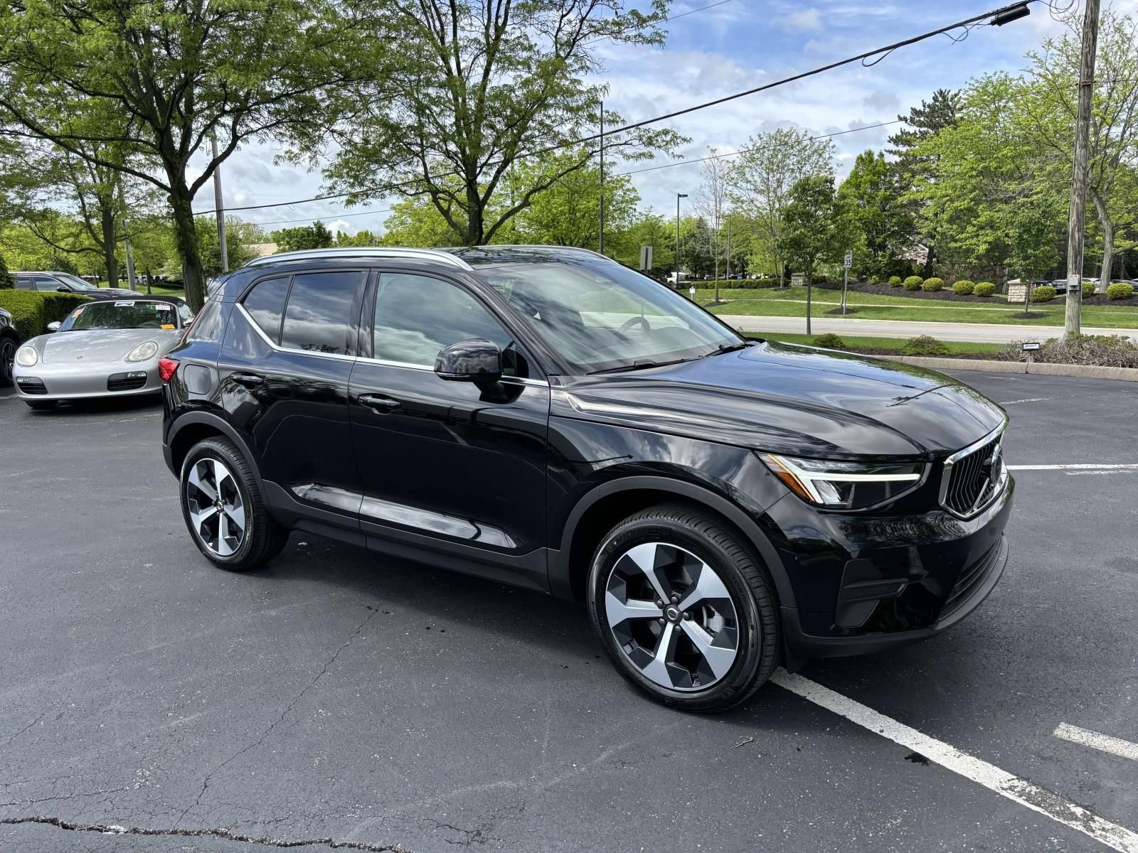 2025 Volvo Xc40 B5 Core