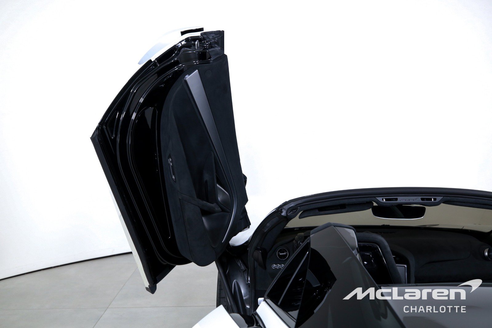 Used 2024 McLaren 750S Spider photo 12