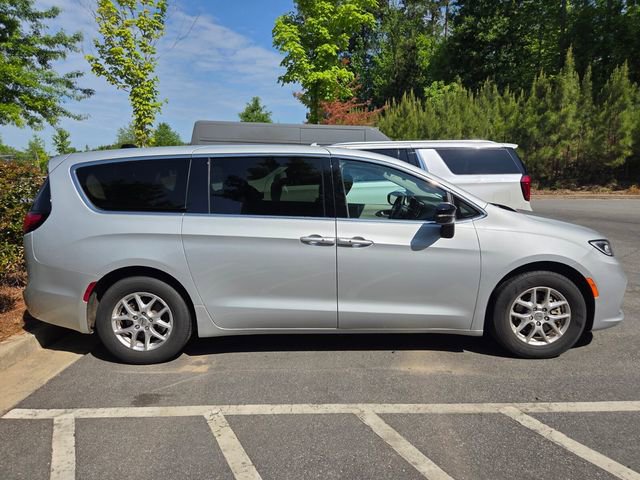 2024 Chrysler Pacifica Touring-L