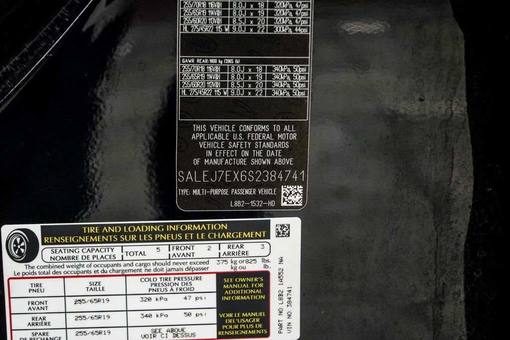 2025 Land Rover Defender 110 S