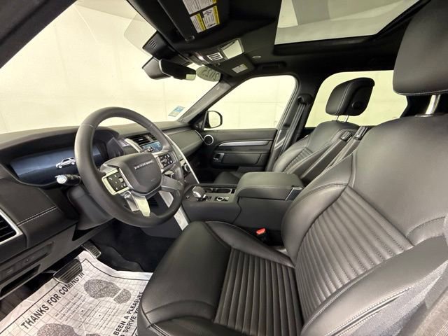 2025 Land Rover Discovery Dynamic SE