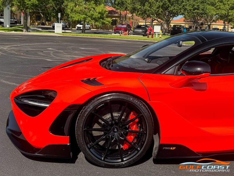 Used 2021 McLaren 765LT photo 36