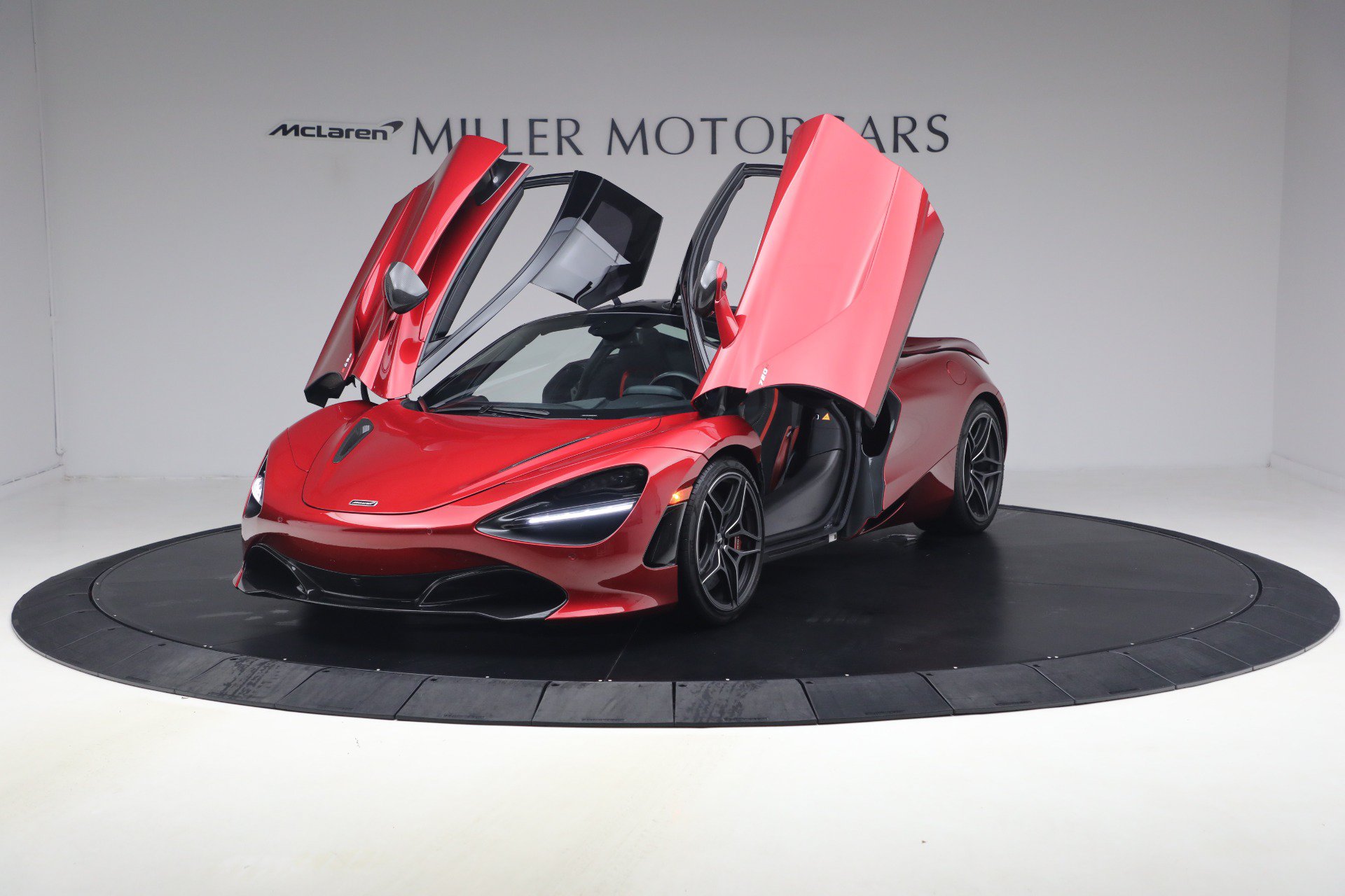 Used 2019 McLaren 720S Performance photo 13