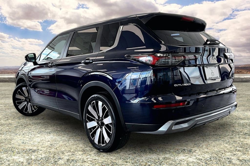 2026 Mitsubishi Outlander FWD