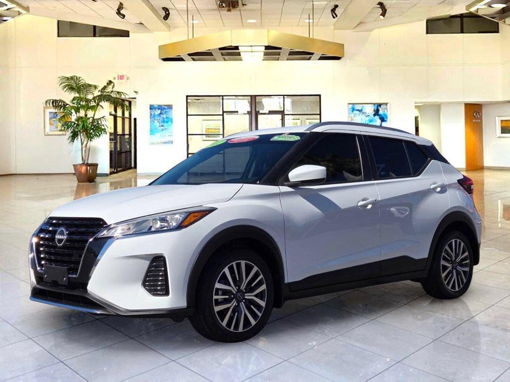 Certified 2022 Nissan Kicks SV