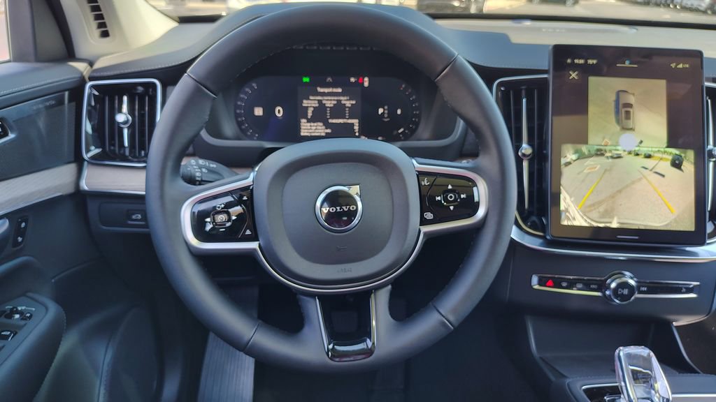 2026 Volvo Xc90 B6 Plus