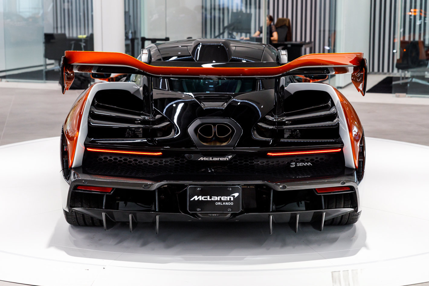 Used 2019 McLaren Senna photo 27