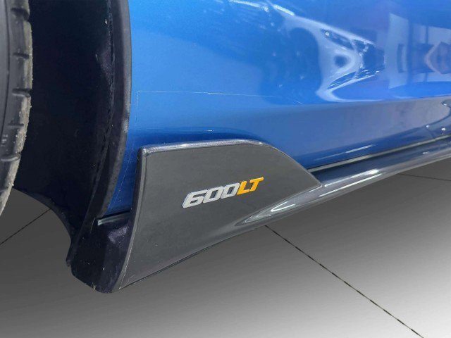 Used 2020 McLaren 600LT Spider photo 37