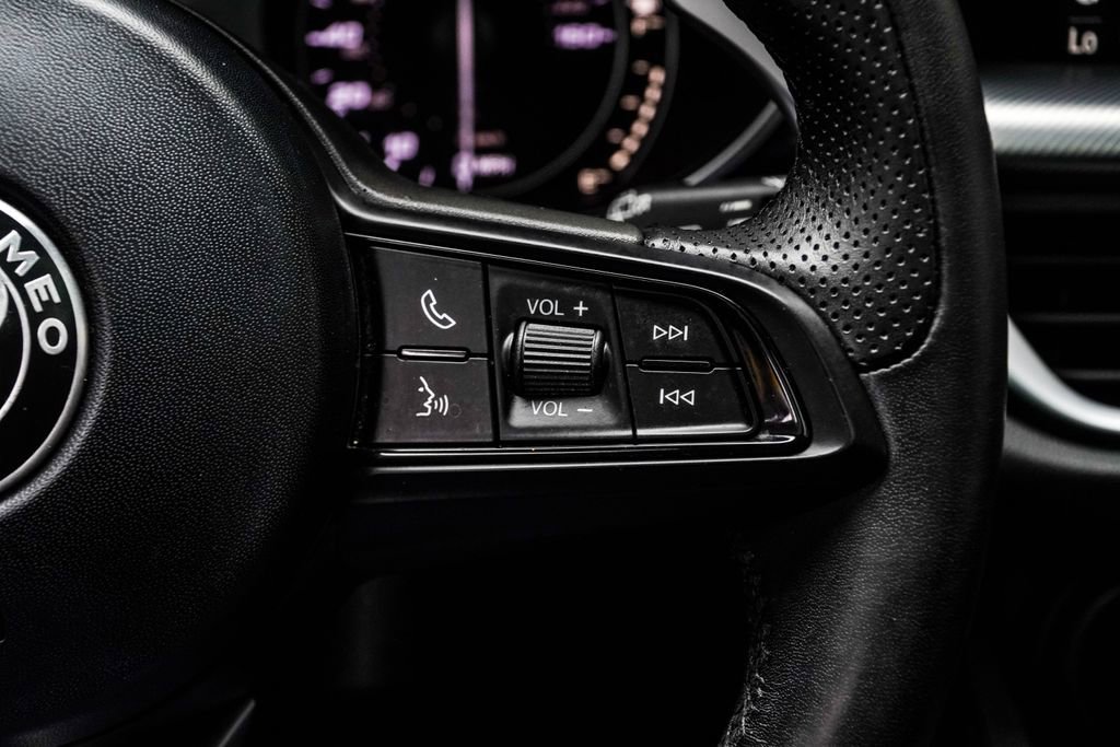 2023 Alfa Romeo Stelvio Veloce