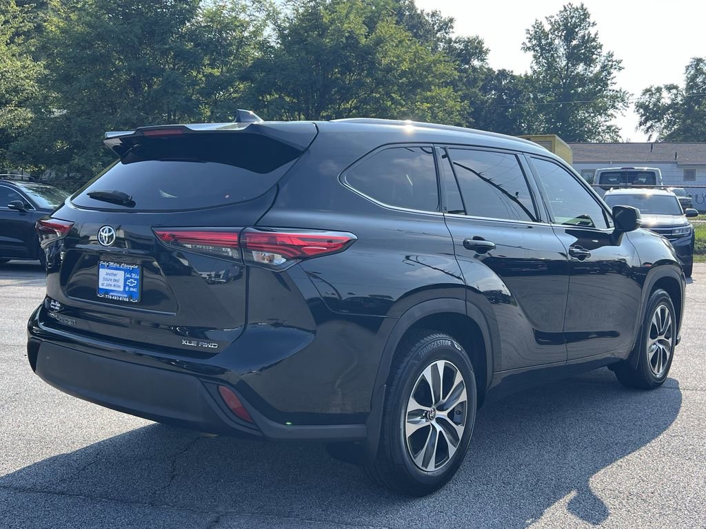 2022 Toyota Highlander XLE
