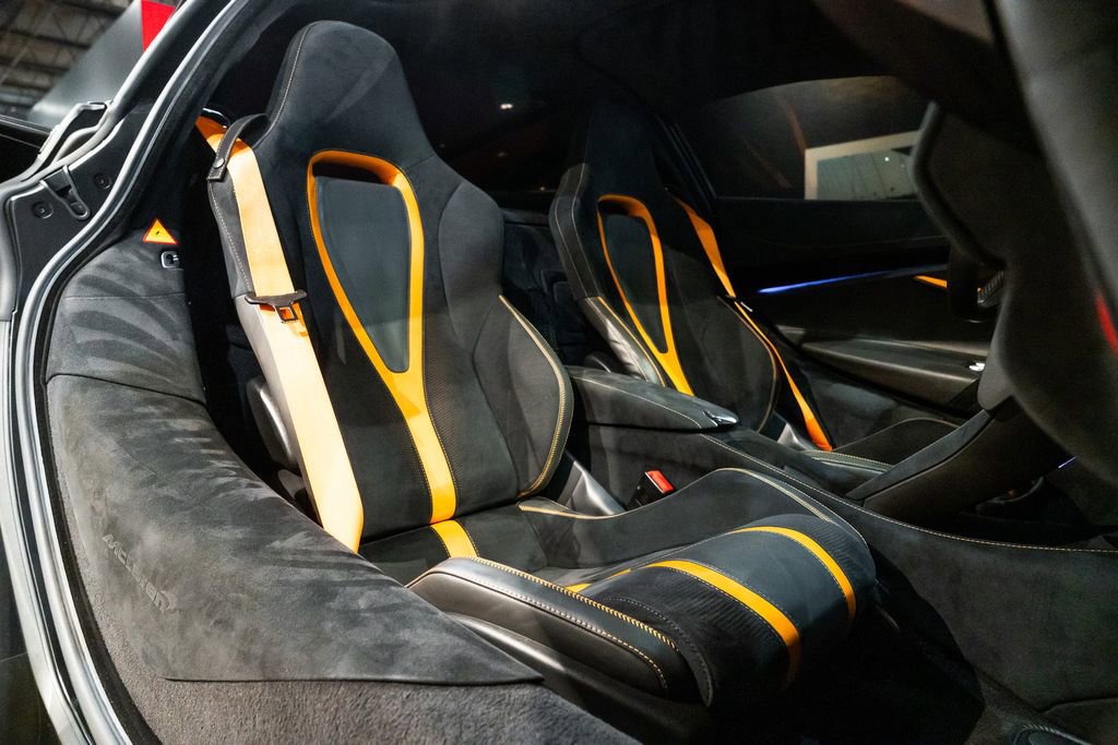 Used 2018 McLaren 720S photo 36