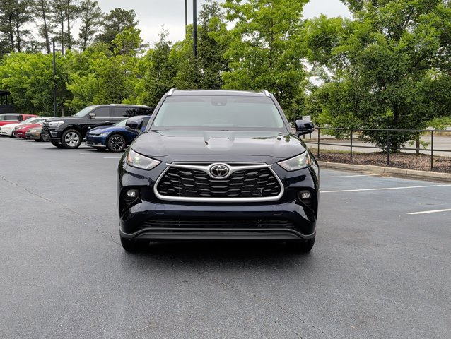 2025 Toyota Highlander XLE