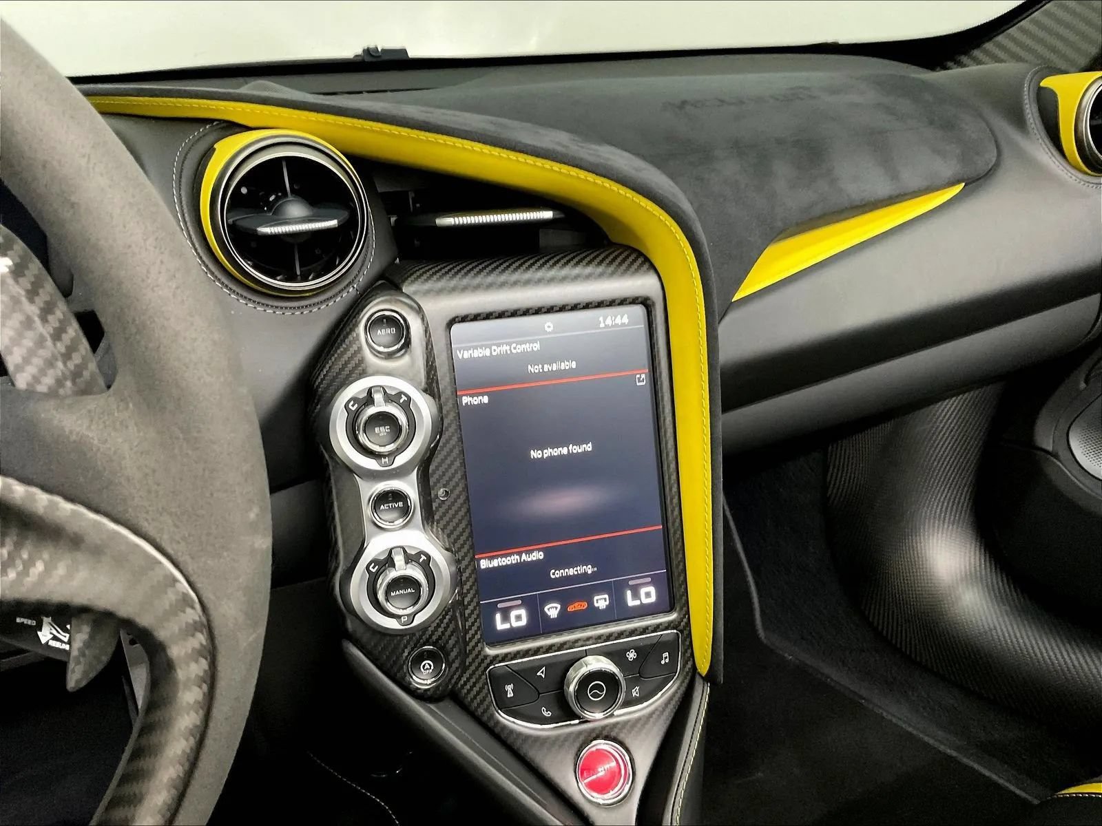 Used 2019 McLaren 720S Performance photo 18