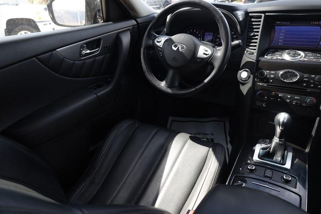 2017 INFINITI Qx70 AWD