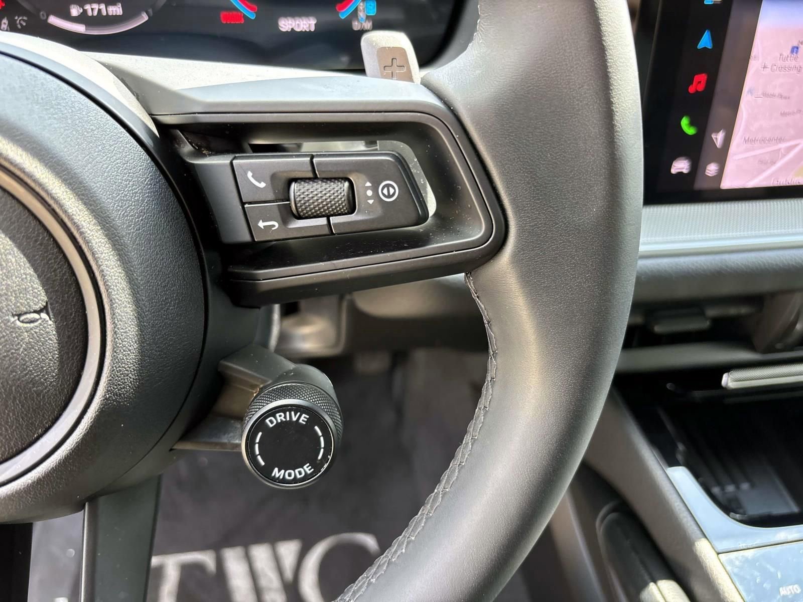 2025 Porsche Cayenne