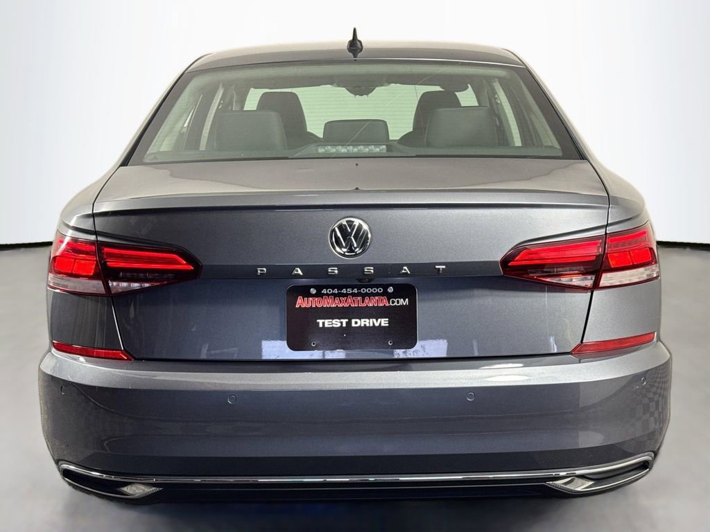 2022 Volkswagen Passat 2.0T