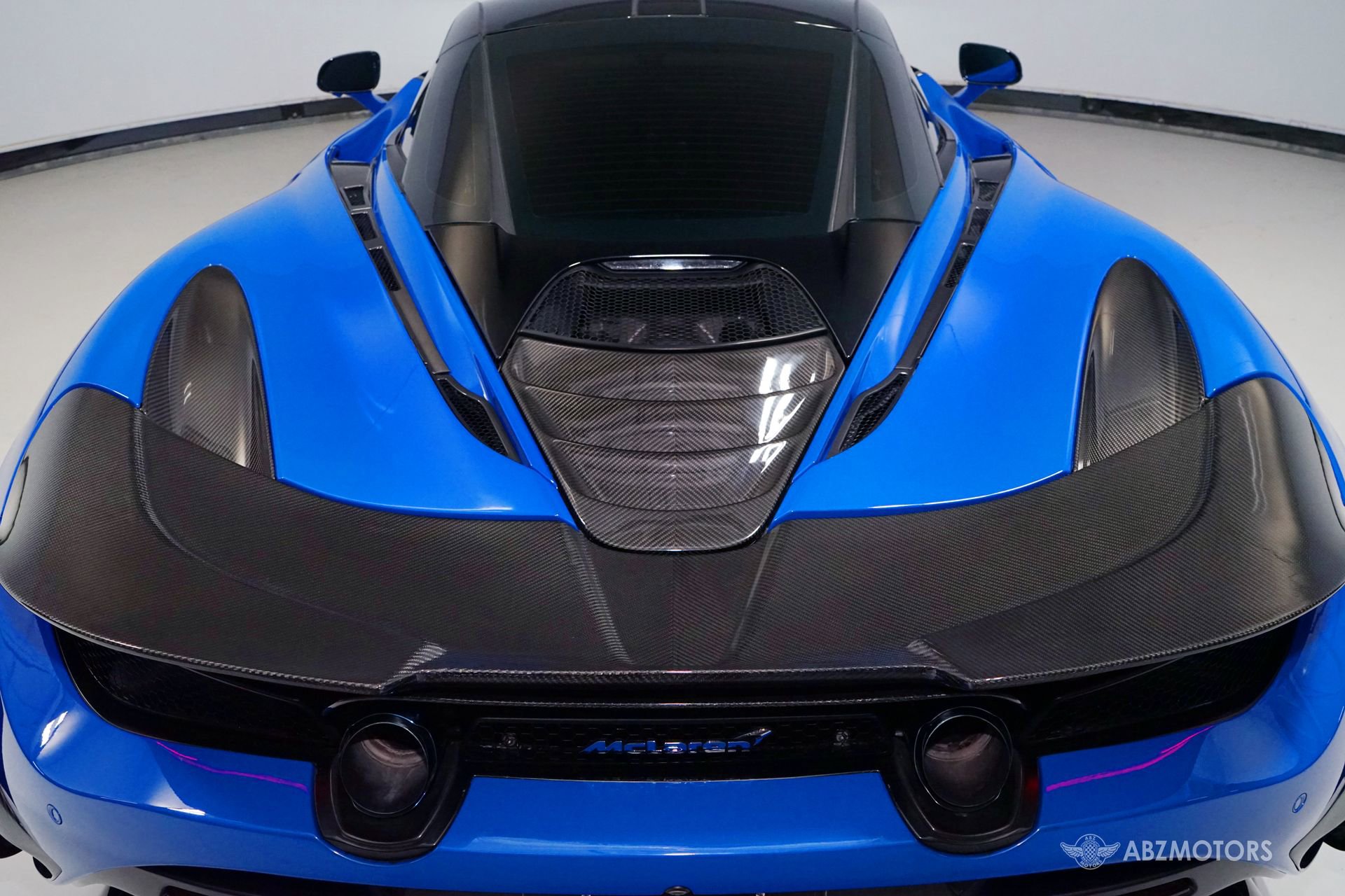 Used 2019 McLaren 720S Luxury photo 9