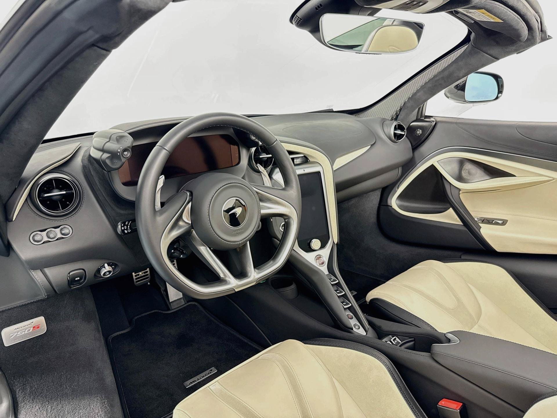 Used 2024 McLaren 750S Spider photo 9