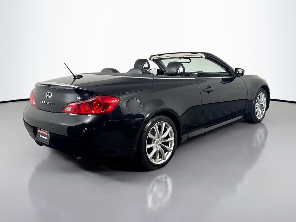 2014 INFINITI Q60 Convertible