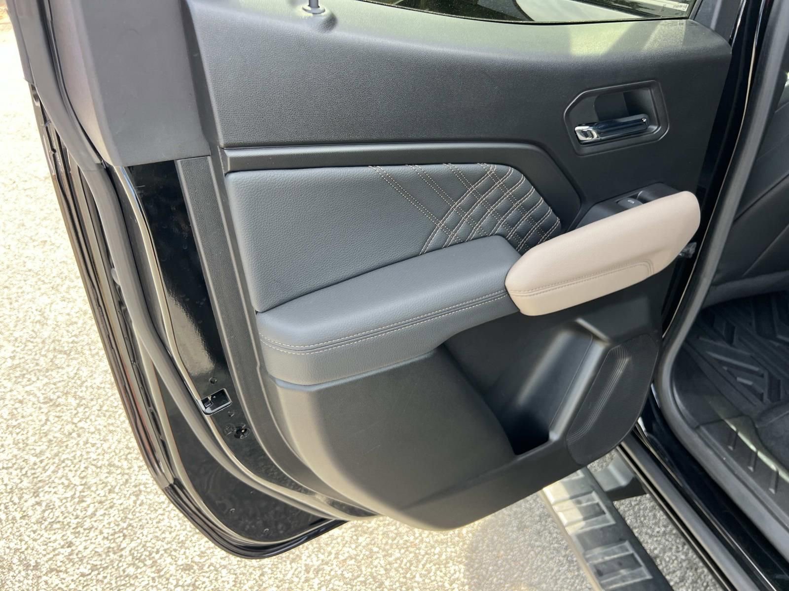 2024 GMC Canyon Denali