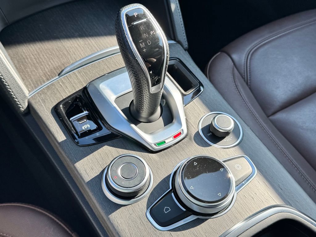2022 Alfa Romeo Stelvio Ti