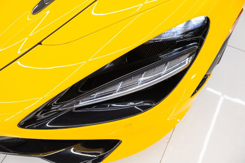 Used 2023 McLaren 720S Luxury photo 27