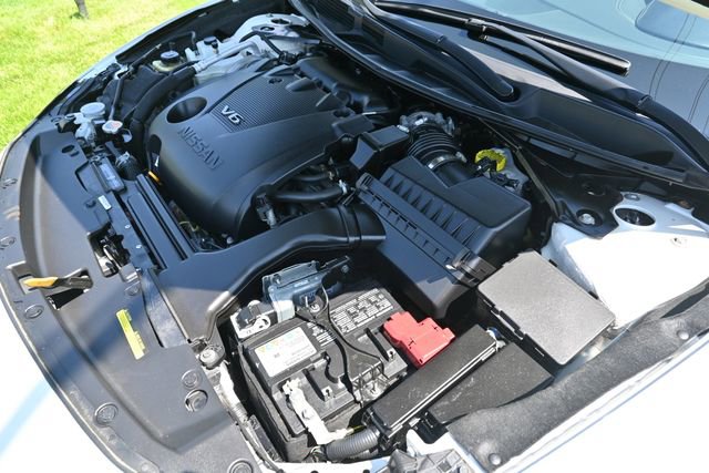 2023 Nissan Maxima SL