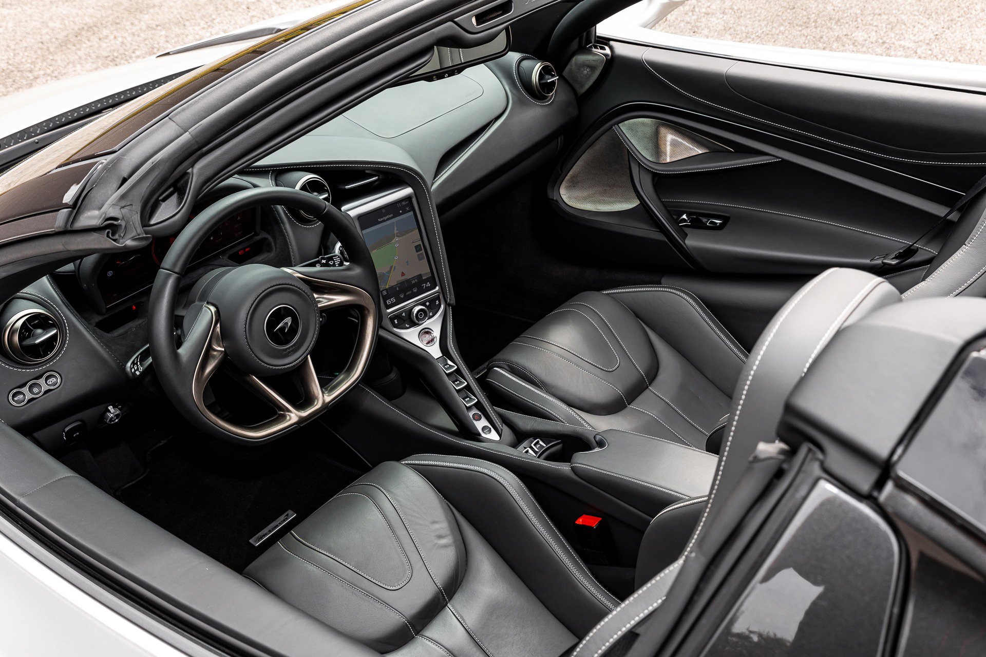Used 2020 McLaren 720S Luxury photo 43