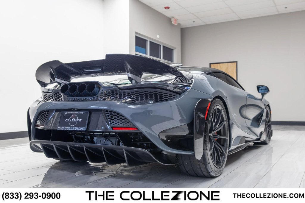Used 2021 McLaren 765LT photo 32