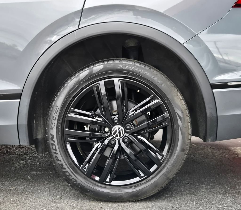 2022 Volkswagen Tiguan SE R-Line