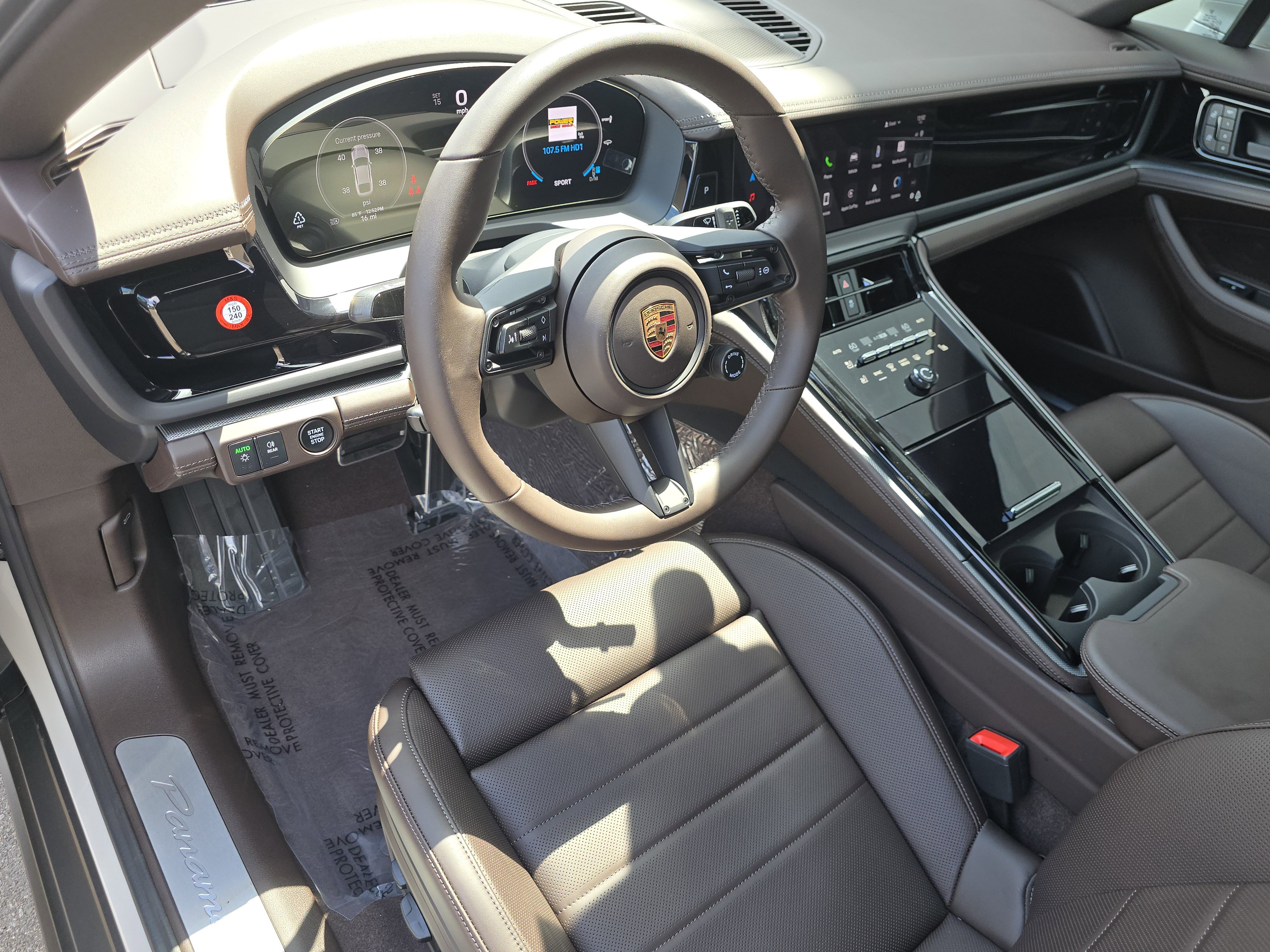 2025 Porsche Panamera 4