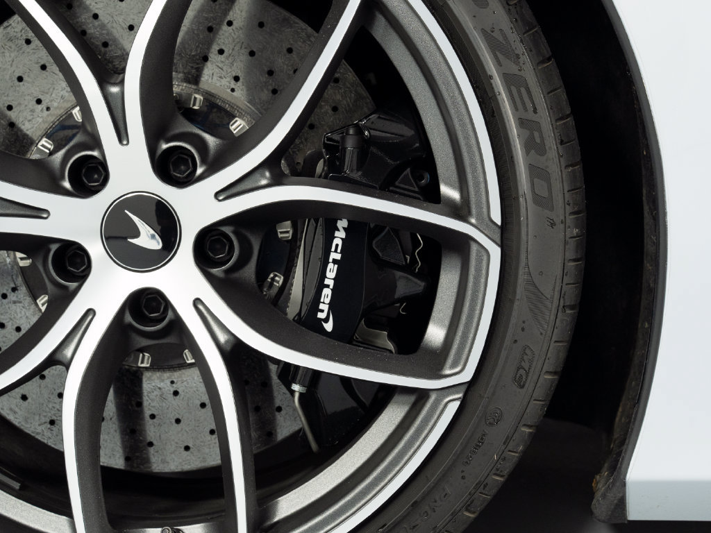 Used 2020 McLaren 720S Performance photo 48