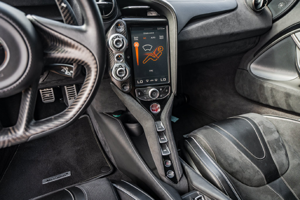 Used 2021 McLaren 720S Performance photo 27