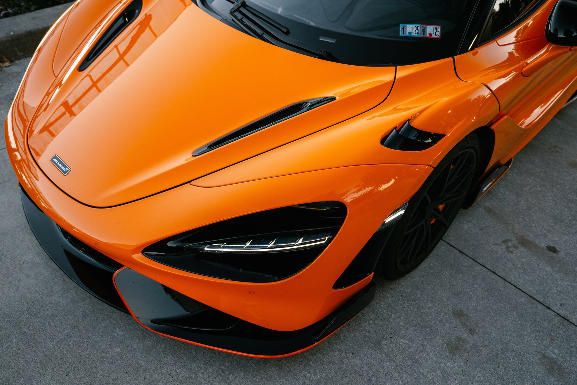 Used 2021 McLaren 765LT photo 28