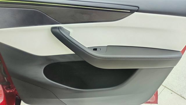 2026 Tesla Model Y Performance