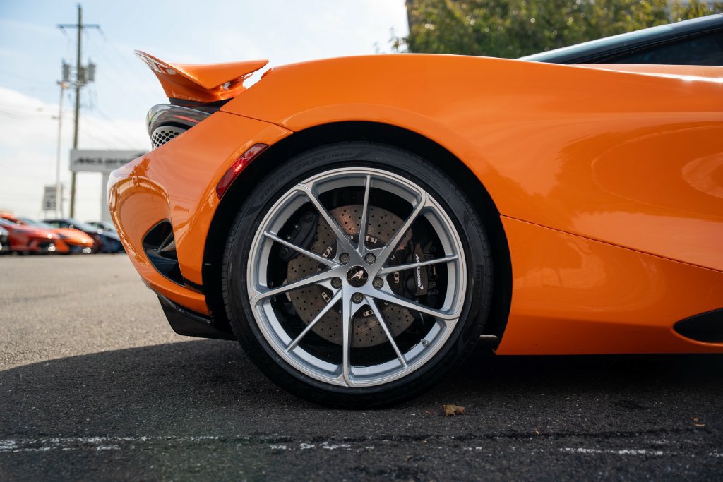 Used 2024 McLaren 750S photo 31