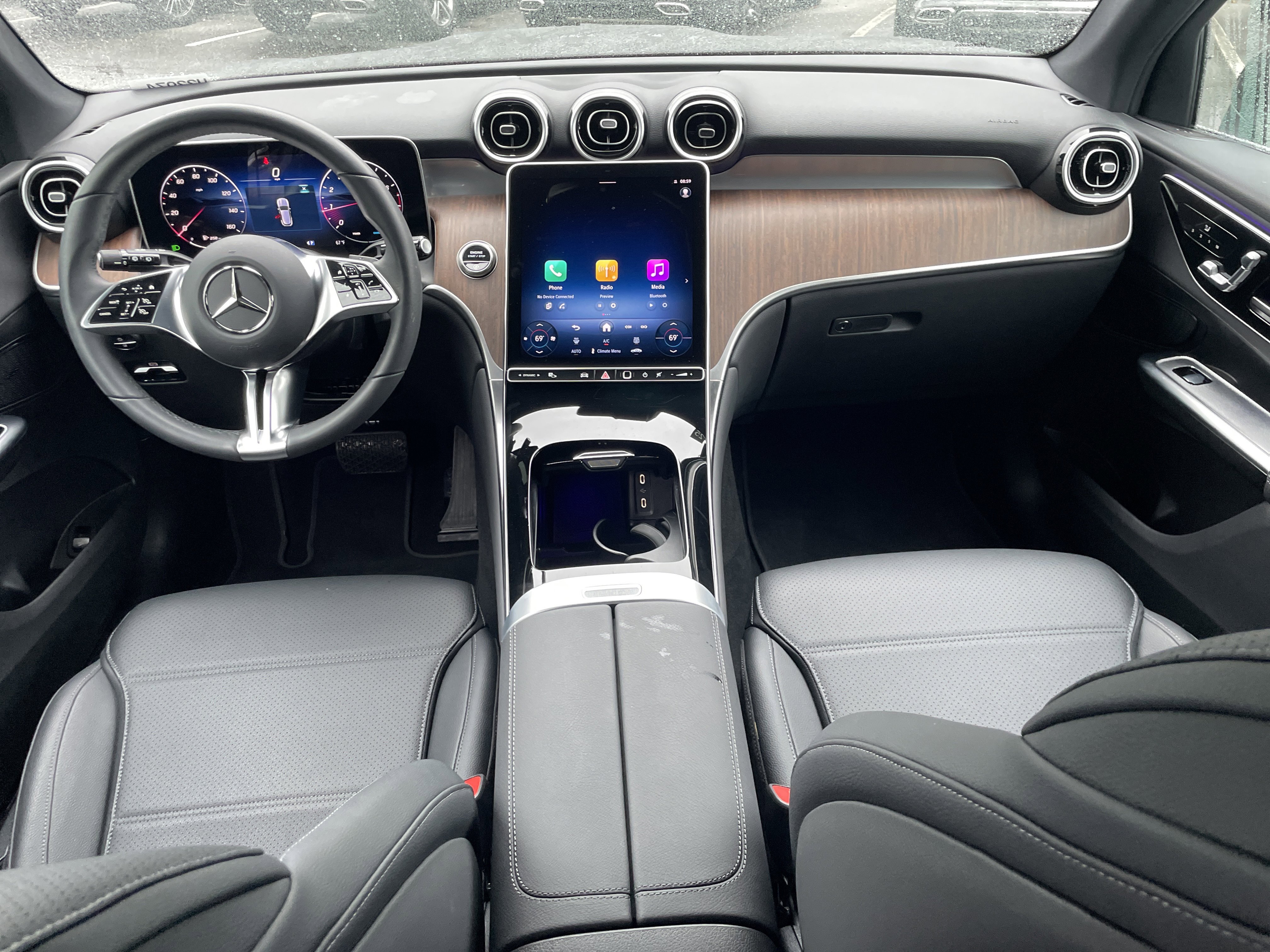 2025 Mercedes-Benz GLC 300 4MATIC